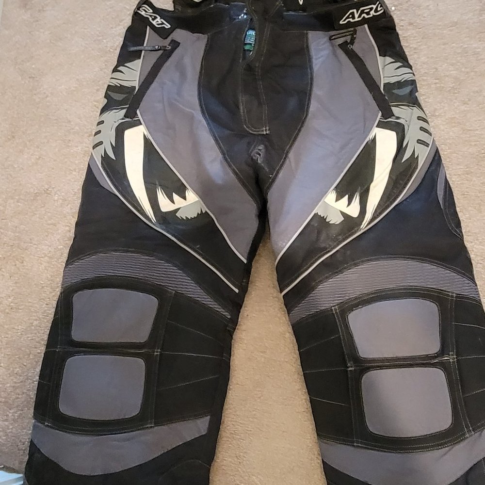 Snowmobile pants